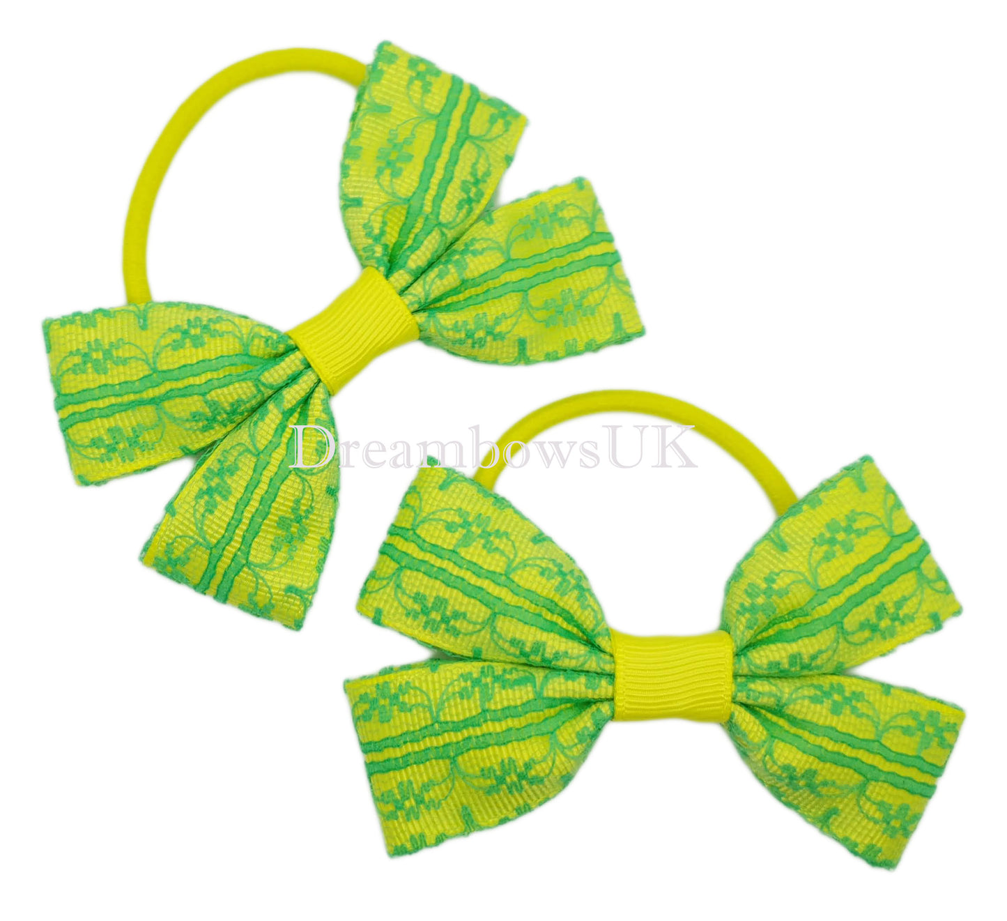 Green and yellow lace bows on thick bobbles