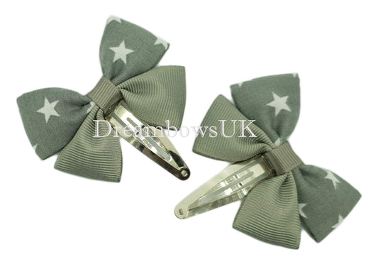 Grey star design hair bows on snap clips