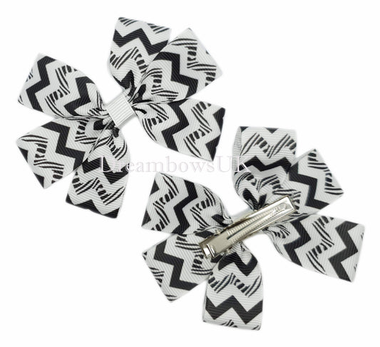 Black and white hair bows on alligator clips