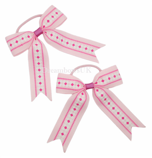 Novelty bows, toddler bobbles