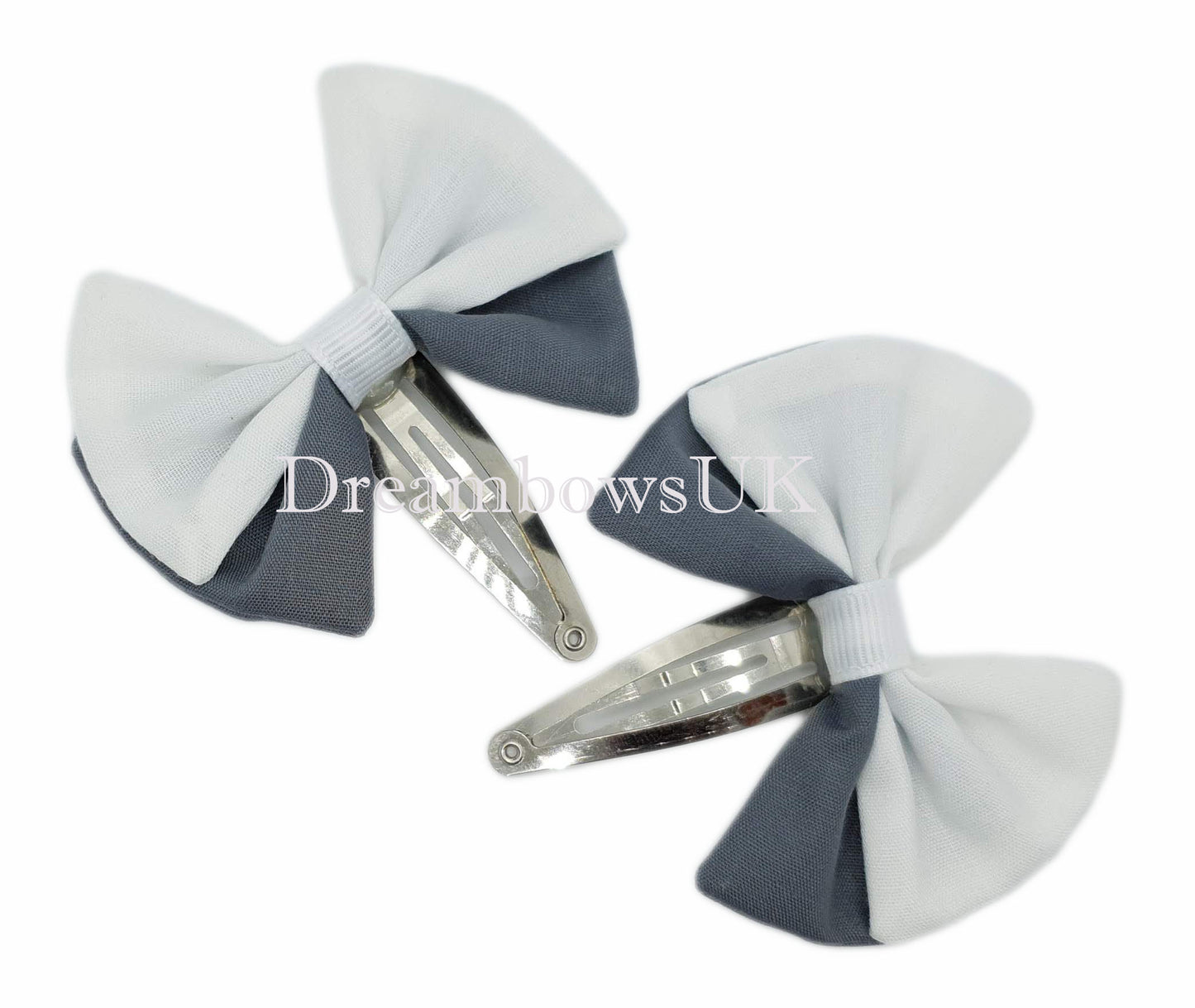 2x Grey and white fabric hair bows
